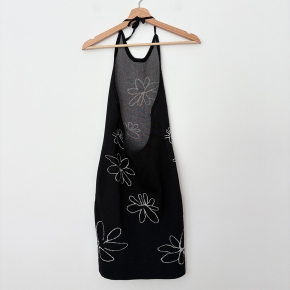 Love + harmony halterneck knit dress - Picture 4 of 5